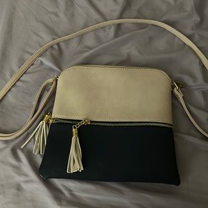 No Brand Pink and Navy Crossbody Purse